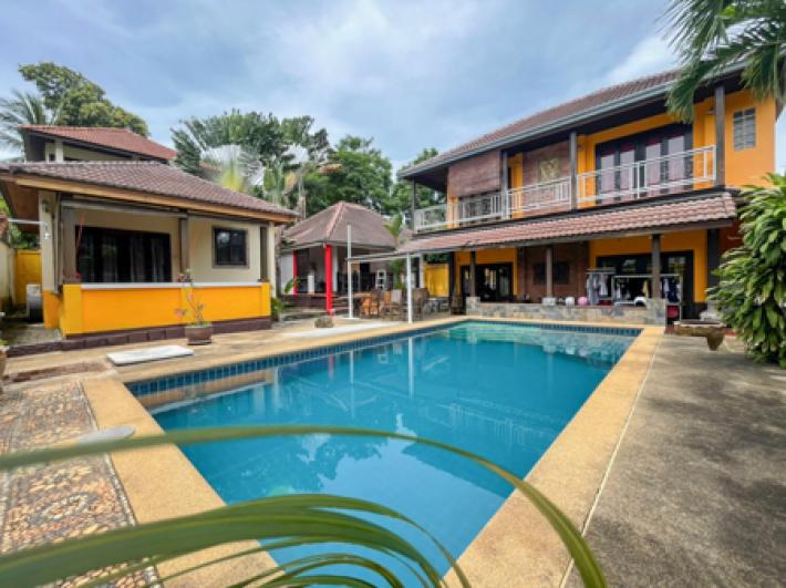 Villas for sale  6 houses  Bophut , Koh Samui , Surat Thani  2 ngan 2 square wah