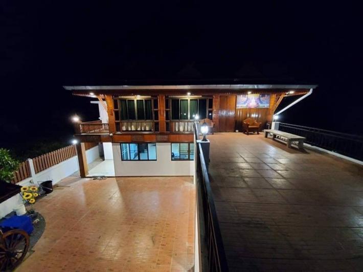 House for rent near Lotus Hangdong Airport in Chiangmai บ้านหลังใหญ่ให้เช่า ตกแต่งครบพร้อมอยู่ ใกล้สนามบิน โลตัสหางดง เมืองเชียงใหม่