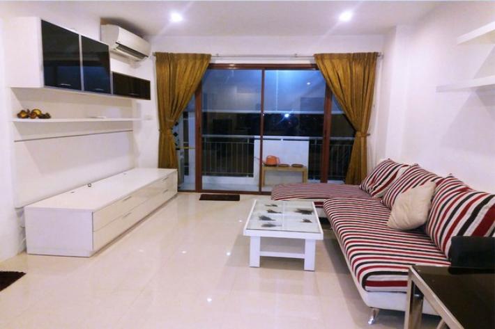 CONDO Klangkrung Resort 1 นอน 61ตรม 16000 BAHT. ใกล้ สวนสมเด็จย่า ๙๐ +++ รีโนเวทใหม่, ห้องมุม