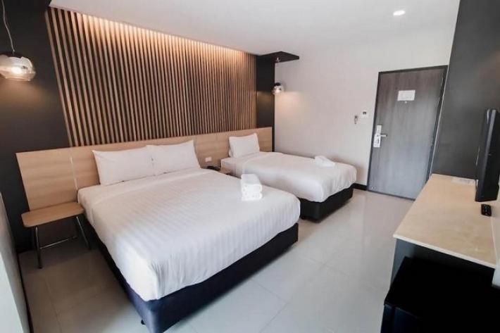 ขายโรงแรม 8 ชั้น ย่านรัชดา สุทธิสาร ห้วยขวาง 77 ห้อง ใกล้ MRT สุทธิสาร ตกแต่งพร้อมอยู่ และใบอนุญาต