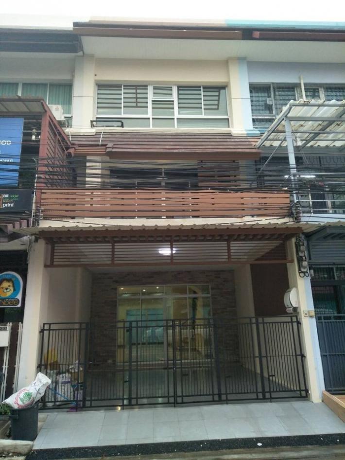 B356 ให้เช่าทาว์นโฮม 3ชั้น  โครงการ RK Office Park มีนบุรี ถนนสุวินทวงศ์ มีนบุรี 