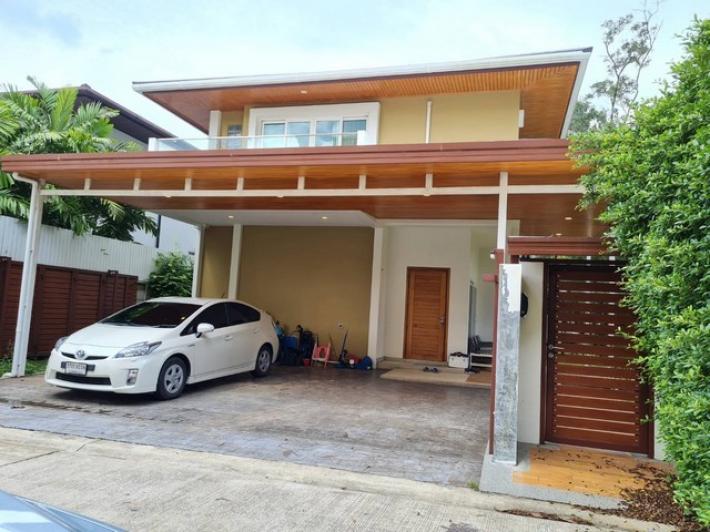 For Rent : 2Story beautiful house with big yard 3 bedroom