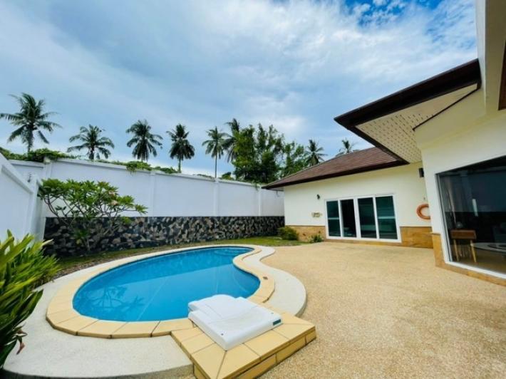 For Rent : Rawai Private Pool Villa, 3 bedrooms 3 Bathrooms in community gate