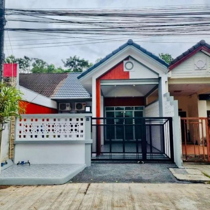 For Sale : Phuket Town, Town house 2 Bedrooms 1 Bathrooms