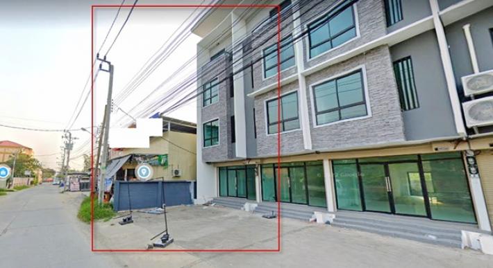  แม็คโคร ให้เช่าอาคารพาณิชย์ 4 ชั้น4จอดรถ MRTศรีลาซาล 1.5 km.หมู่บ้าน 5,000 หลัง  ติดถ. ศรีด่าน18-26 32ตรว. 330 ตรม. 