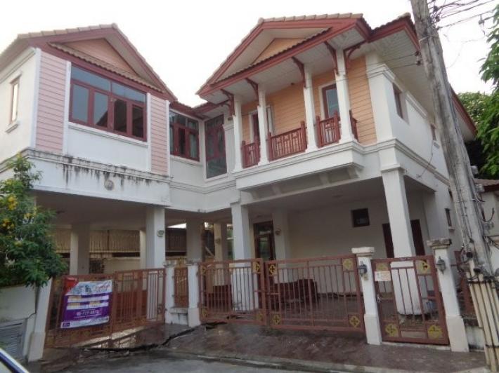 ขายบ้านเดี่ยว บ้านฟ้ากรีนพาร์ครอยัล ธนบุรี กรุงเทพ PSC07441